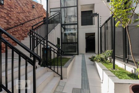 Entrada de apartamento à venda com 1 quarto, 24m² em Vila Granada, São Paulo