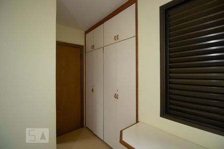 Apartamento para alugar com 117m², 3 quartos e 2 vagas Apartamento para alugar com 117m², 3 quartos e 2 vagasQuarto Suíte