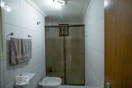 Apartamento para alugar com 117m², 3 quartos e 2 vagas Apartamento para alugar com 117m², 3 quartos e 2 vagasBanheiro Social