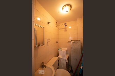 Apartamento para alugar com 117m², 3 quartos e 2 vagas Apartamento para alugar com 117m², 3 quartos e 2 vagasBanheiro de Serviço