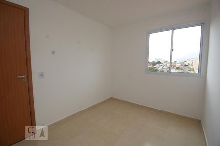 Quarto 2 de apartamento para alugar com 2 quartos, 52m² em Conjunto 5, Brasília