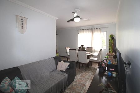 Sala de apartamento à venda com 3 quartos, 82m² em Taquaral, Campinas