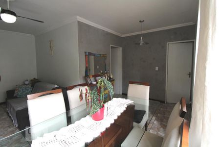 Sala de apartamento à venda com 3 quartos, 82m² em Taquaral, Campinas