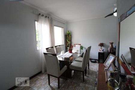 Sala de apartamento à venda com 3 quartos, 82m² em Taquaral, Campinas