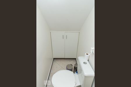 Lavabo        de casa para alugar com 2 quartos, 100m² em Vila Dom Pedro Ii, São Paulo