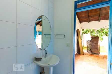Lavabo de casa para alugar com 3 quartos, 140m² em Ponta das Canas, Florianópolis
