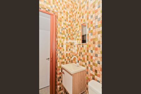 Banheiro de kitnet/studio para alugar com 1 quarto, 40m² em Freguesia do Ó, São Paulo