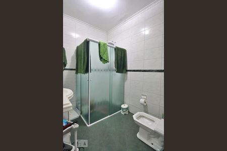 Banheiro da Suíte de casa à venda com 4 quartos, 460m² em Jardim Ana Maria, Santo André