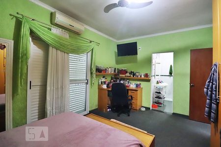 Quarto Suíte de casa à venda com 4 quartos, 460m² em Jardim Ana Maria, Santo André