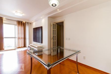 Sala de apartamento para alugar com 3 quartos, 76m² em Vila Olímpia, São Paulo