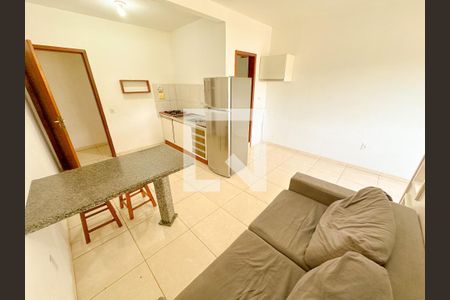 Sala de apartamento para alugar com 1 quarto, 40m² em Ingleses do Rio Vermelho, Florianópolis