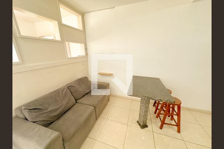 Sala de apartamento para alugar com 1 quarto, 40m² em Ingleses do Rio Vermelho, Florianópolis