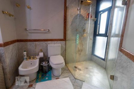 Apartamento à venda com 323m², 3 quartos e 4 vagas Apartamento à venda com 323m², 3 quartos e 4 vagasSuíte 3