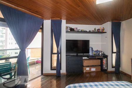 Apartamento à venda com 323m², 3 quartos e 4 vagas Apartamento à venda com 323m², 3 quartos e 4 vagasSuíte 2