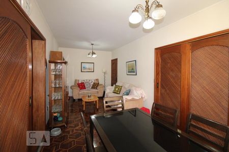 Sala de apartamento para alugar com 2 quartos, 74m² em Cambuí, Campinas