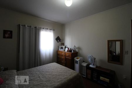 Quarto 1 de apartamento para alugar com 2 quartos, 74m² em Cambuí, Campinas