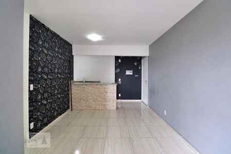 Sala de apartamento para alugar com 3 quartos, 66m² em Vila Metalurgica, Santo André