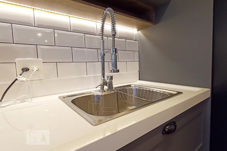 Detalhe cozinha - Pia de apartamento à venda com 1 quarto, 47m² em Alphaville Empresarial, Barueri