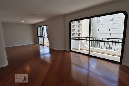 Apartamento à venda com 293m², 4 quartos e 4 vagasSala