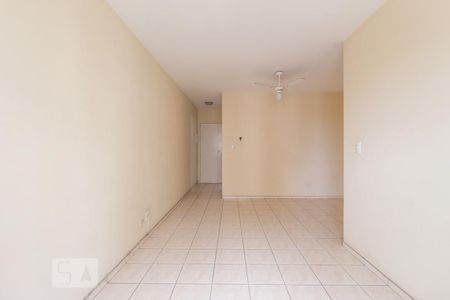 Sala de apartamento para alugar com 2 quartos, 55m² em Continental, Osasco