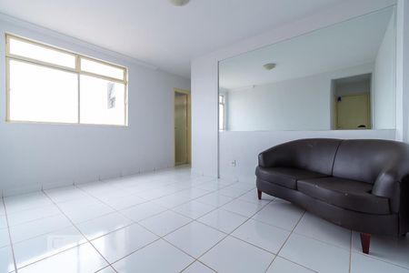 Sala de apartamento para alugar com 2 quartos, 52m² em Jardim América, Goiânia