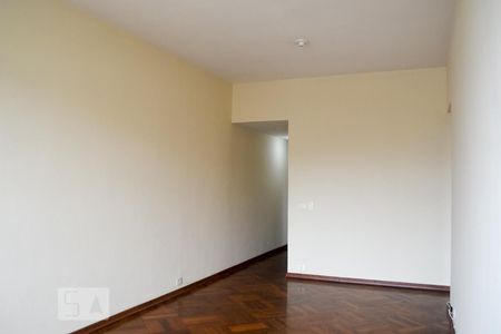 Sala de estar de apartamento à venda com 3 quartos, 110m² em Jardim Guanabara, Rio de Janeiro