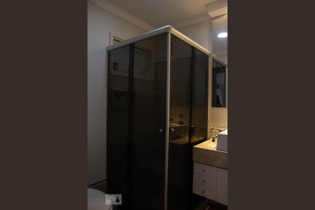 Banheiro de apartamento para alugar com 1 quarto, 49m² em Centro, Campinas