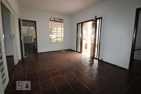 Sala 1 de casa à venda com 5 quartos, 287m² em Cidade Universitária, Campinas