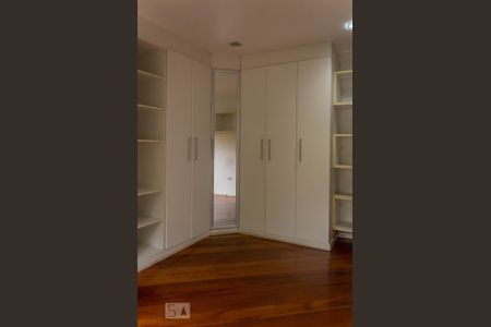 Quarto 2 de casa à venda com 3 quartos, 400m² em Jardim Palmares (zona Sul), São Paulo