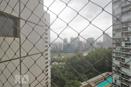 Vista da sala de apartamento para alugar com 3 quartos, 185m² em Real Parque, São Paulo