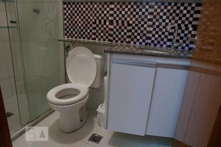 Banheiro de apartamento para alugar com 2 quartos, 75m² em Norte (águas Claras), Brasília