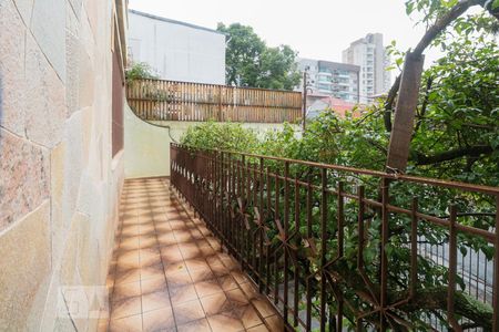 Entrada de casa à venda com 4 quartos, 250m² em Sumaré, São Paulo