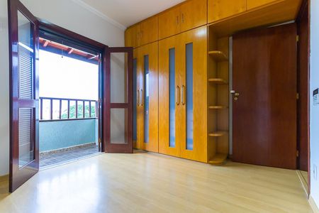 Quarto 1 - Suíte de casa de condomínio à venda com 3 quartos, 185m² em Parque Rural Fazenda Santa Cândida, Campinas