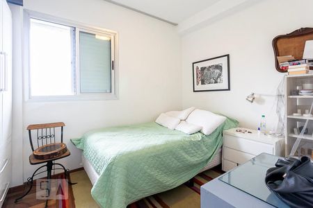 Quarto 1 de apartamento para alugar com 2 quartos, 50m² em Pinheiros, São Paulo