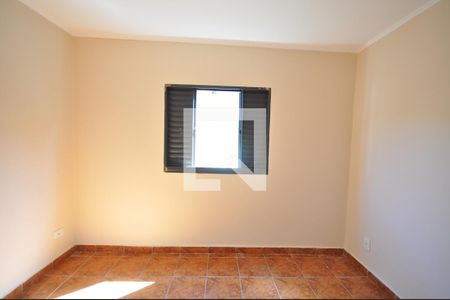 Quarto de casa para alugar com 1 quarto, 40m² em Vila Santa Terezinha (zona Norte), São Paulo