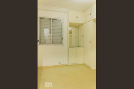 Quarto 1 de apartamento para alugar com 3 quartos, 69m² em Vila Sofia, São Paulo