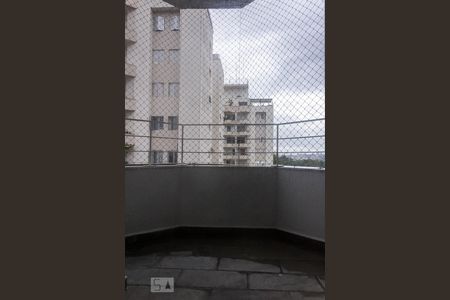 Varanda  de apartamento para alugar com 3 quartos, 69m² em Vila Sofia, São Paulo