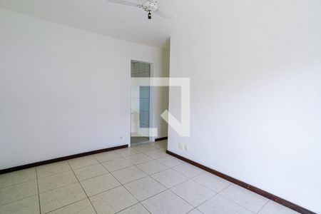 Quarto 2 de apartamento à venda com 2 quartos, 66m² em Pendotiba, Niterói