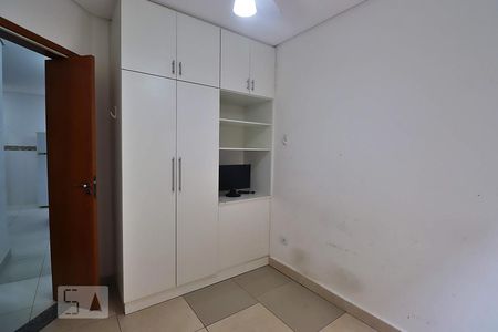 Quarto 1 de apartamento para alugar com 2 quartos, 50m² em Vila Floresta, Santo André