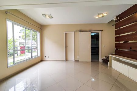 Sala de casa de condomínio à venda com 2 quartos, 106m² em Vila Andrade, São Paulo