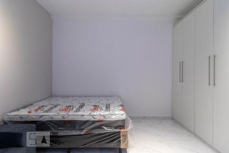 Quarto e Sala de casa para alugar com 1 quarto, 25m² em Chora Menino, São Paulo