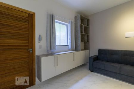 Quarto e Sala de casa para alugar com 1 quarto, 25m² em Chora Menino, São Paulo