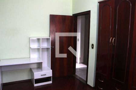 Quarto 2 de casa para alugar com 3 quartos, 150m² em Jardim Raposo Tavares, São Paulo