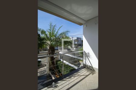 Sacada da Sala de casa à venda com 5 quartos, 554m² em Jardim Lindóia, Porto Alegre
