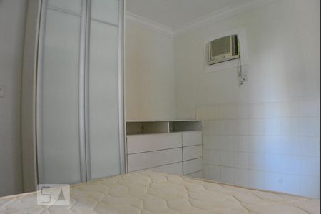 Quarto  de apartamento para alugar com 1 quarto, 56m² em Caminho das Árvores, Salvador