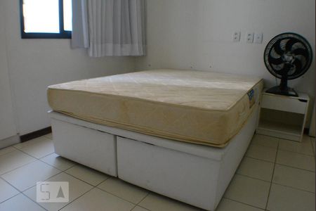 Quarto  de apartamento para alugar com 1 quarto, 56m² em Caminho das Árvores, Salvador