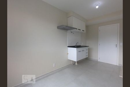 Sala / Cozinha de apartamento à venda com 1 quarto, 24m² em Vila Andrade, São Paulo