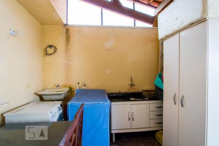 Apartamento à venda com 172m², 3 quartos e 2 vagas Apartamento à venda com 172m², 3 quartos e 2 vagasÁrea de serviço/Espaço gourmet