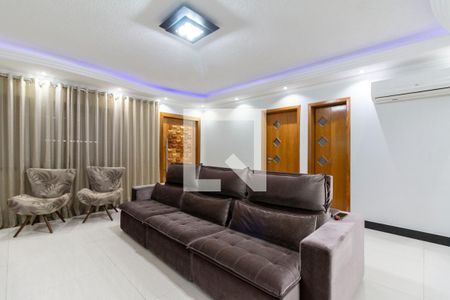 Sala de casa à venda com 3 quartos, 300m² em Vila Regina, São Paulo