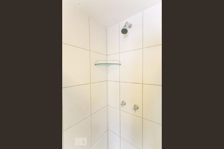 Banheiro de apartamento para alugar com 1 quarto, 30m² em República, São Paulo